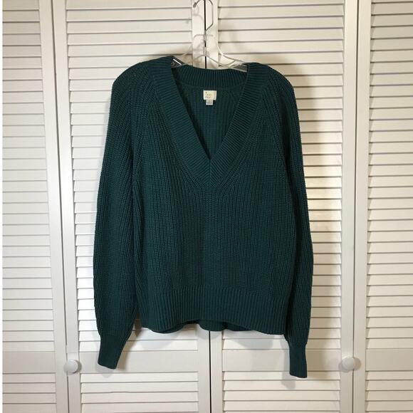 A New Day Green V-neck Long Sleeve Sweater L - Picture 1 of 7